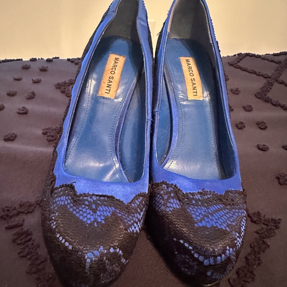 Marco Santi Blue and Black Heels with Intricate Embroidery